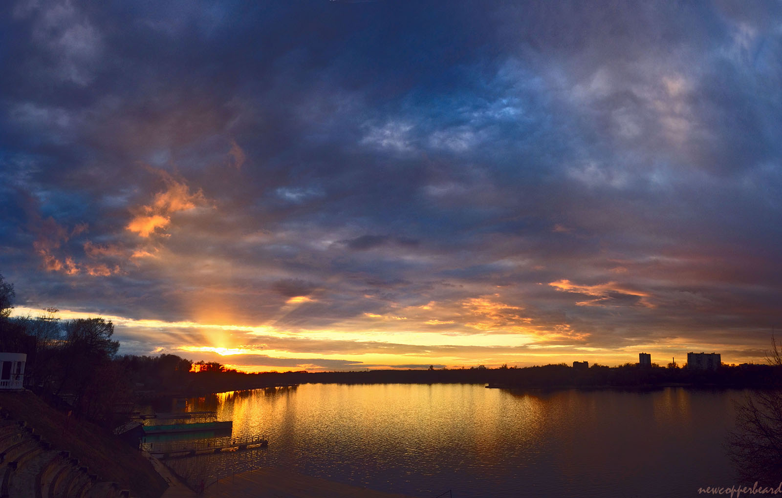 sunset pan1-1600 sunset pan1-1600