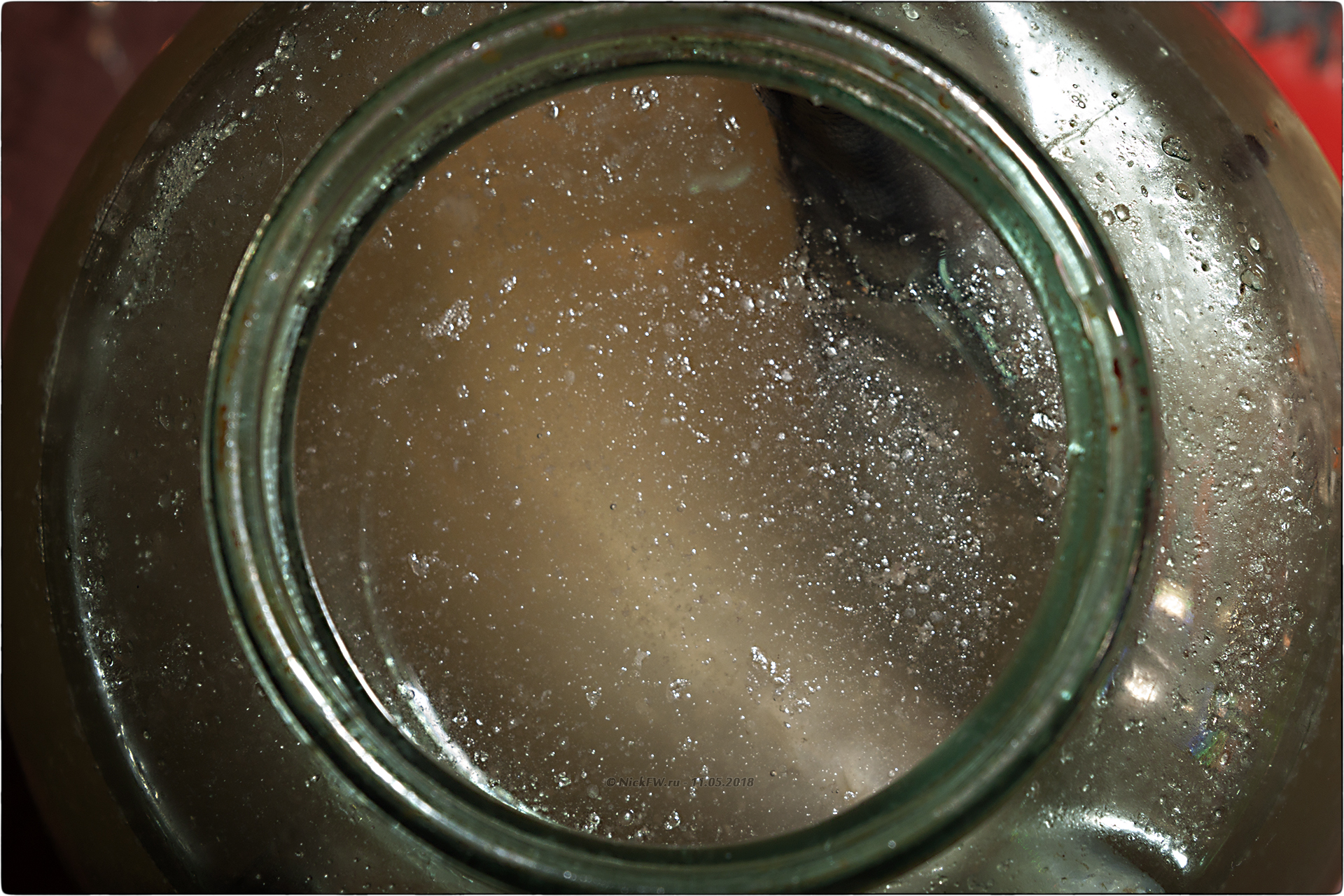 Открываем банку