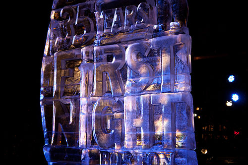 500px-First night ice sculpture