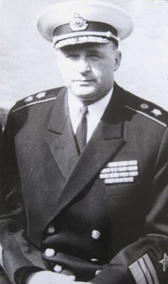 Начальник морского управления ГУПВ 1970-1977 Н Н Далматов Снимок 1975 года