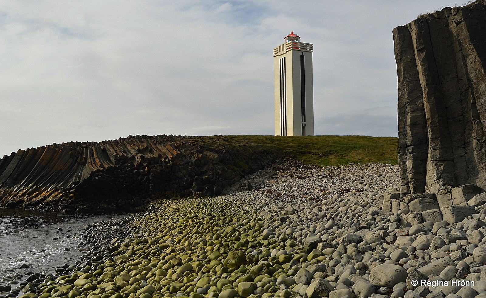 kalfshamarsvik-extraordinary-basalt-columns-at-skagi-in-north-iceland-1