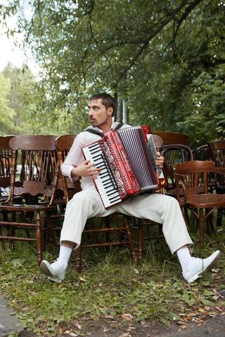 http://images.vfl.ru/ii/1537676657/01e320d7/23461925_m.jpg