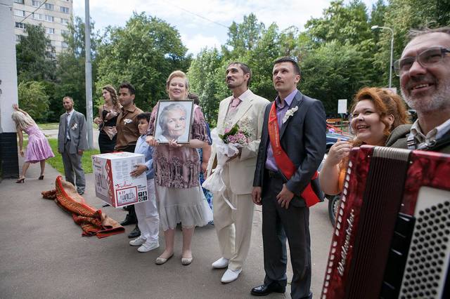 http://images.vfl.ru/ii/1537676657/11355390/23461927_m.jpg
