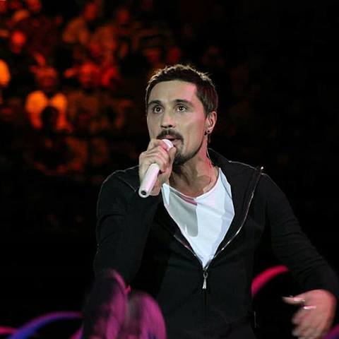 http://images.vfl.ru/ii/1537733375/49650311/23474108_m.jpg