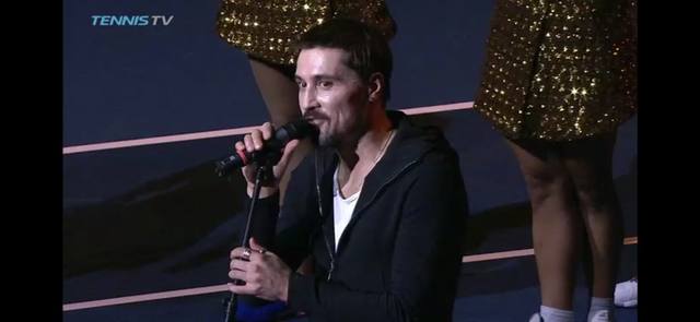 http://images.vfl.ru/ii/1537804371/68582180/23486951_m.jpg