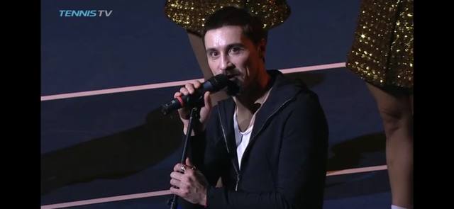 http://images.vfl.ru/ii/1537804372/43e7ce48/23486952_m.jpg