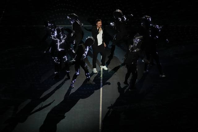 http://images.vfl.ru/ii/1537804413/d852d72a/23486974_m.jpg