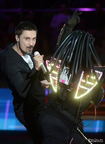 http://images.vfl.ru/ii/1537804414/4c8bf490/23486977_m.jpg
