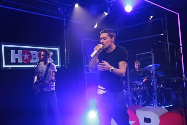 http://images.vfl.ru/ii/1537984270/e3f8c4be/23520984_m.jpg