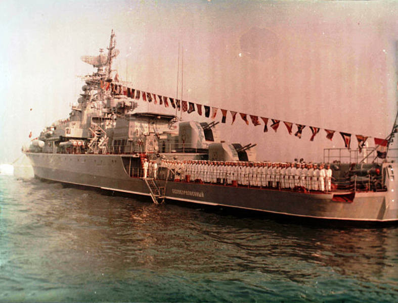 http://images.vfl.ru/ii/1538506842/029789af/23613368_m.jpg