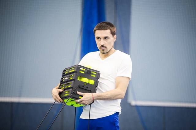 http://images.vfl.ru/ii/1538739929/39f69d46/23654958_m.jpg