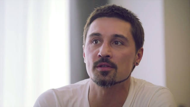http://images.vfl.ru/ii/1539102717/6543ded9/23719187_m.jpg