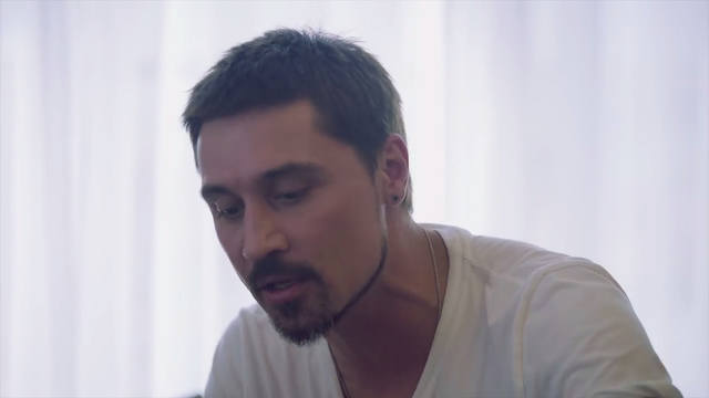 http://images.vfl.ru/ii/1539102764/daead123/23719209_m.jpg