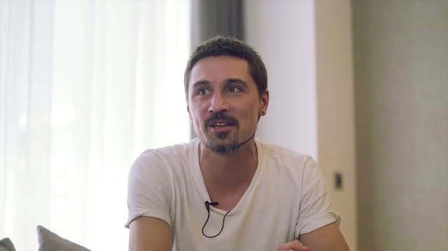http://images.vfl.ru/ii/1539102857/aa555ec7/23719257_m.jpg