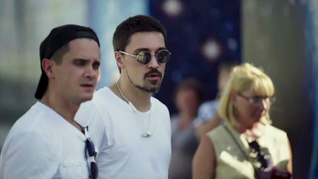 http://images.vfl.ru/ii/1539103149/801315ae/23719311_m.jpg