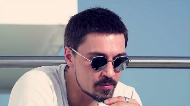 http://images.vfl.ru/ii/1539103519/29c4848b/23719432_m.jpg