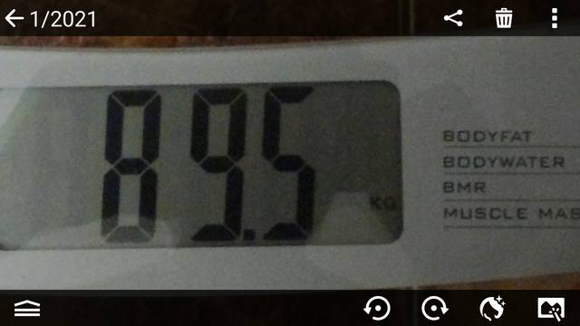 23740384_m.jpg