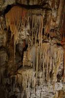 Сталактитовые образования кальцита. Фото Морошкина В.В.