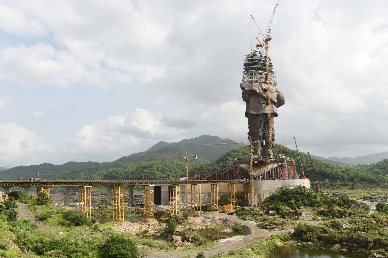 самая большая статуя в индии