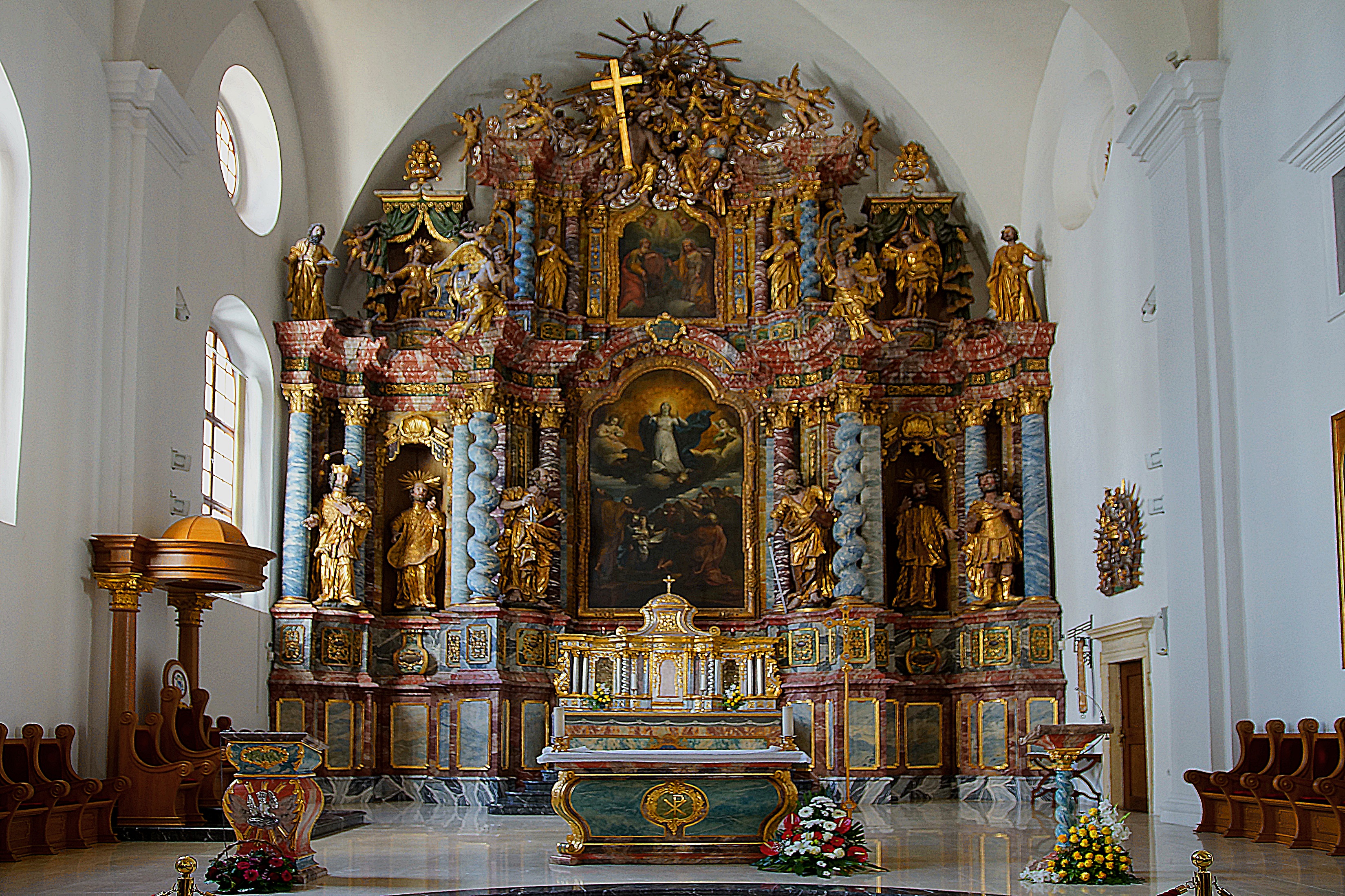 Алтарь церкви Вознесения Марии в Вараждине. Фото Морошкина В.В.