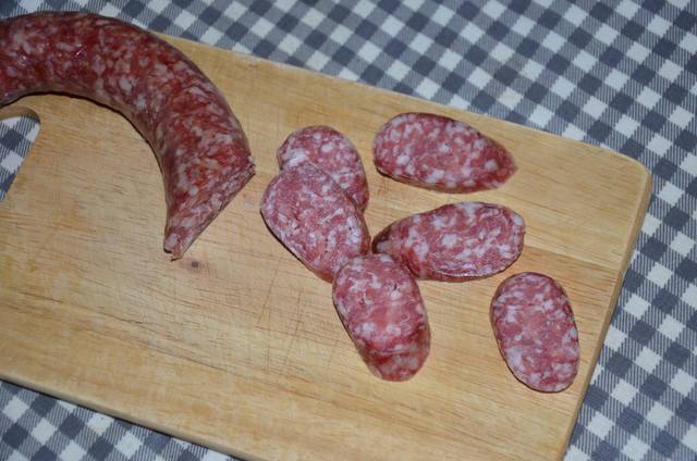 Колбасный цех на домашней кухне