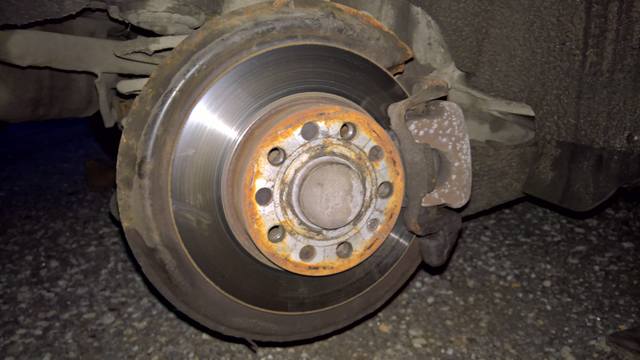24353050_m.jpg