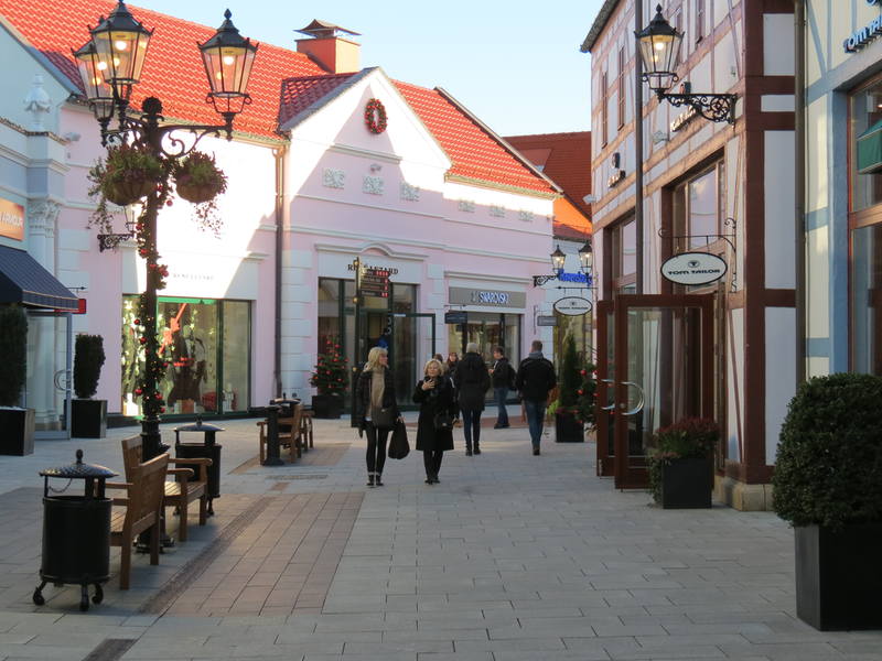 McArthurGlen McArthurGlen