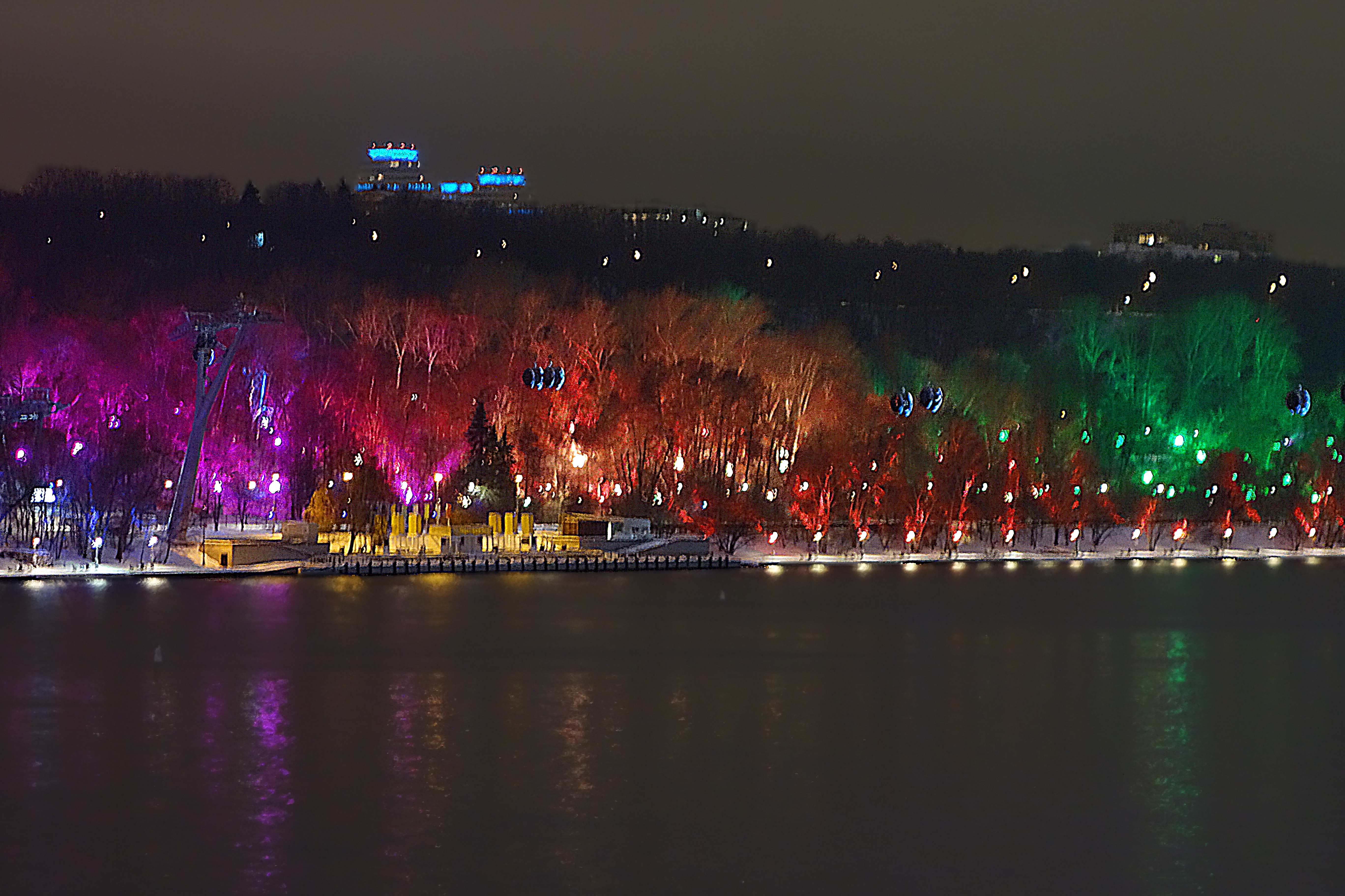 Склон Воробьёвых гор. Фото Морошкина В.В.