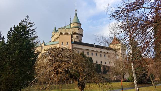 Рай пуст, все бухают в Братиславе. Или Алкогольное безмолвие