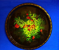 Поднос 36 см. Продаётся и находится в Ульяновске. 8 905 349 8210