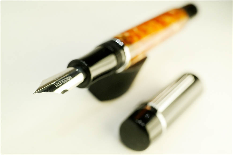 custom GB pen with Noodlers Flex. Lenskiy.org