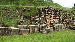 250px-Sacsayhuamán-14