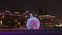 Световая фигура-шар на краю Парка Победы у Кутузовского пр. Фото Морошкина В.В.