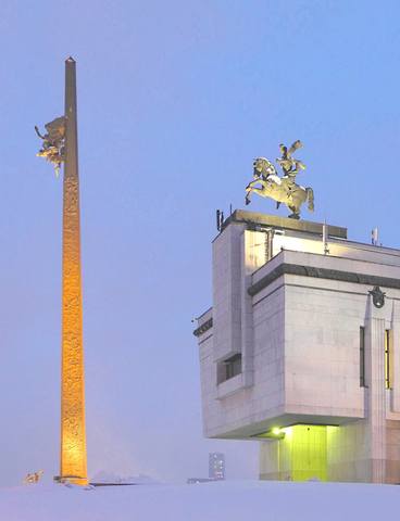 Стелла и Музей Парка Победы на Поклонной горе. Фото Морошкина В.В.