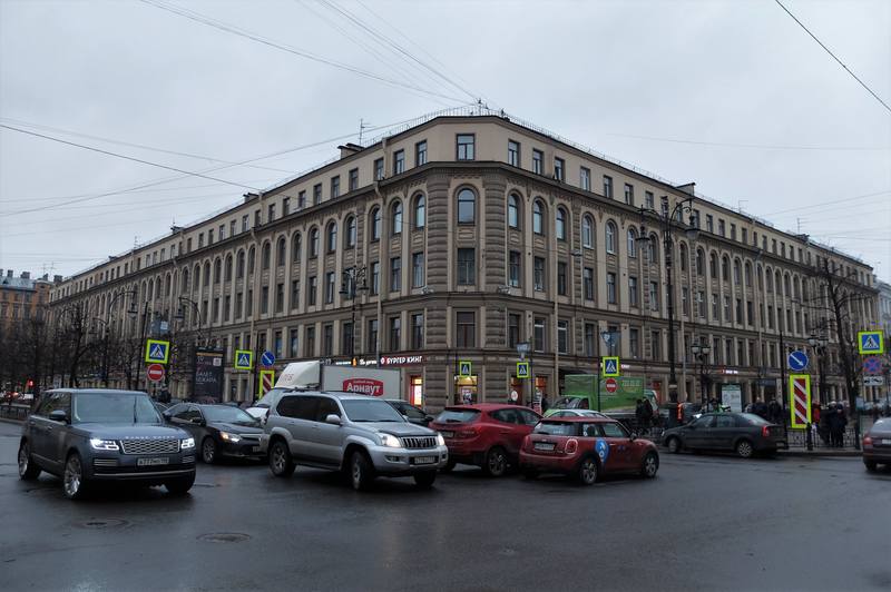 Прогулка у Чернышевской Прогулка у Чернышевской