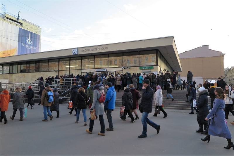 Прогулка по Васильевскому острову Прогулка по Васильевскому острову