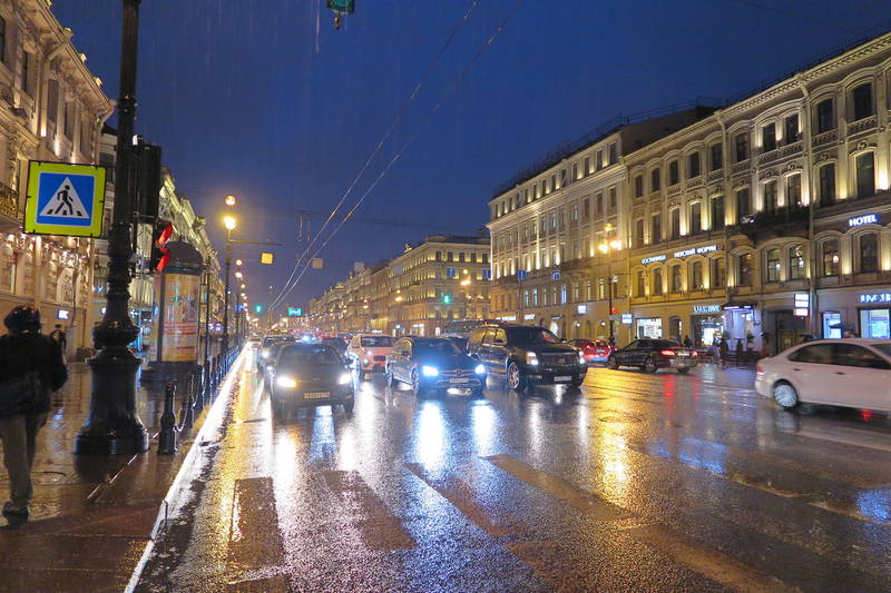 Вечерняя прогулка по Петербургу Вечерняя прогулка по Петербургу