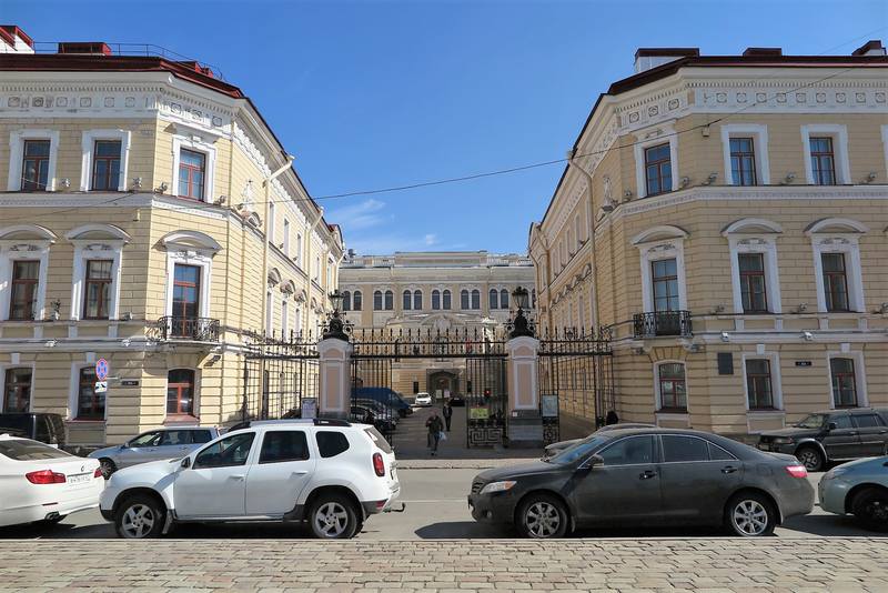 Прогулка по Петербургу Прогулка по Петербургу