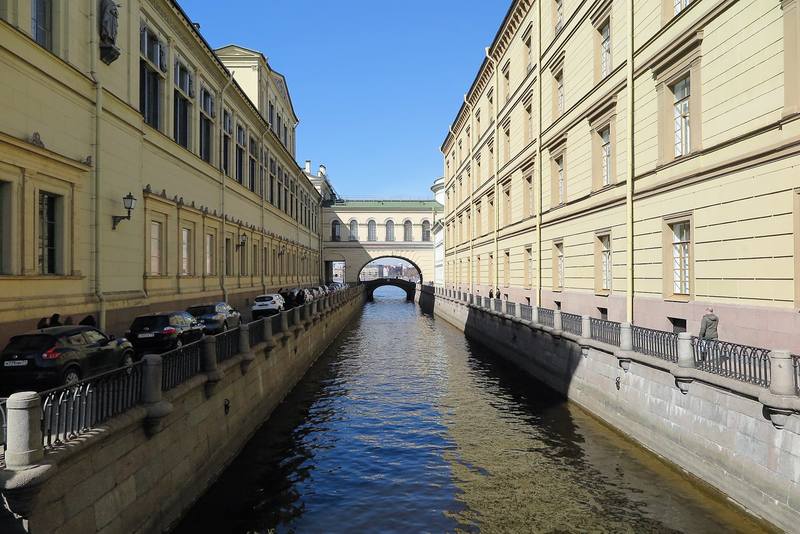 Прогулка по Петербургу Прогулка по Петербургу