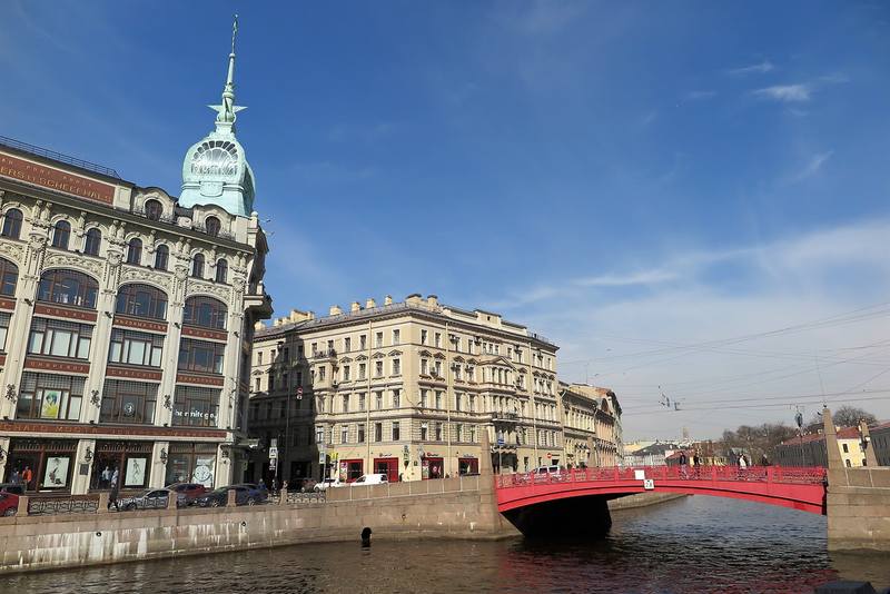 Петербург у Красного моста Петербург у Красного моста