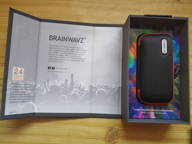 obzor-.brainwavzaudio-b400-quad-balanced-armature-earphones-review-04
