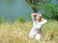 Ах, как кузнечики поют и песней душу человечат