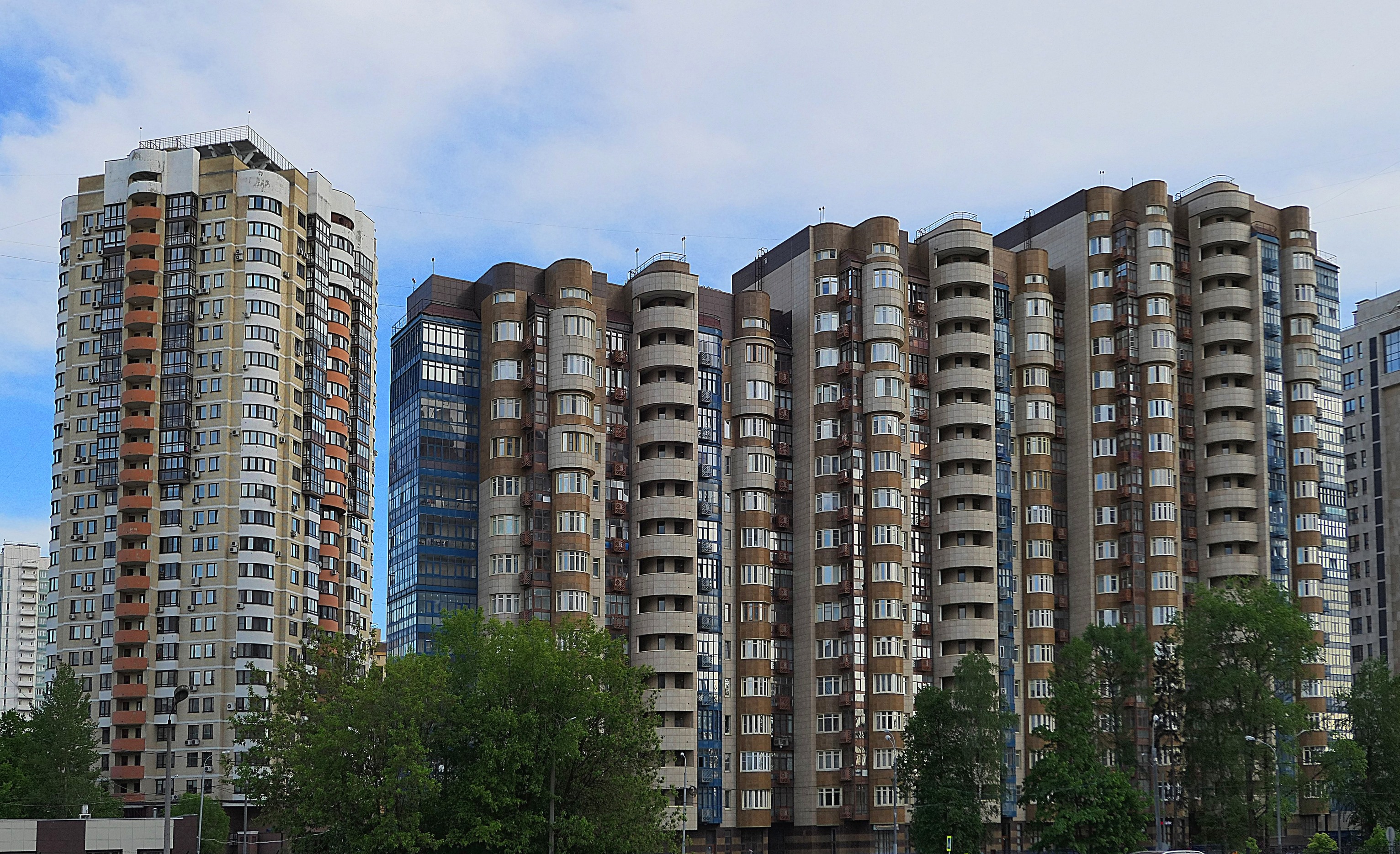 Новые здания возле Ленинского пр. Фото Морошкина В.В.