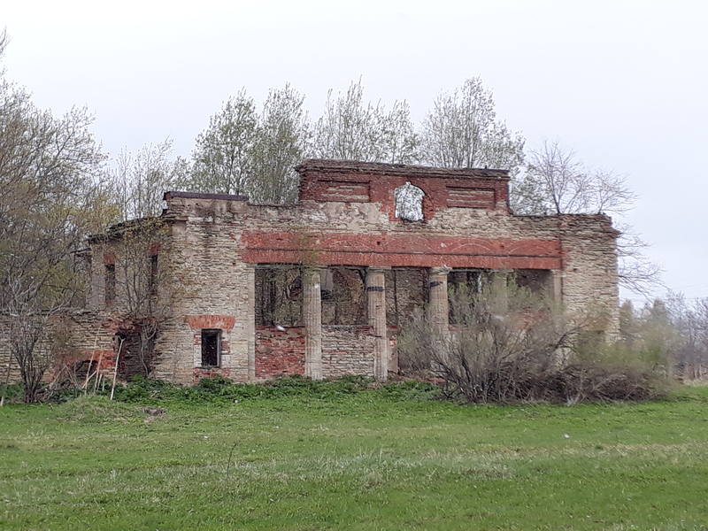 Усадьбы и крепости северо-запада России май 2019
