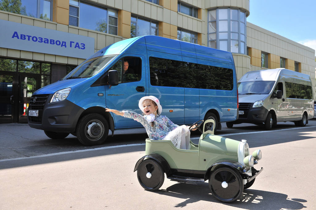 Педальный автомобиль – игрушечная копия ГАЗ-А 