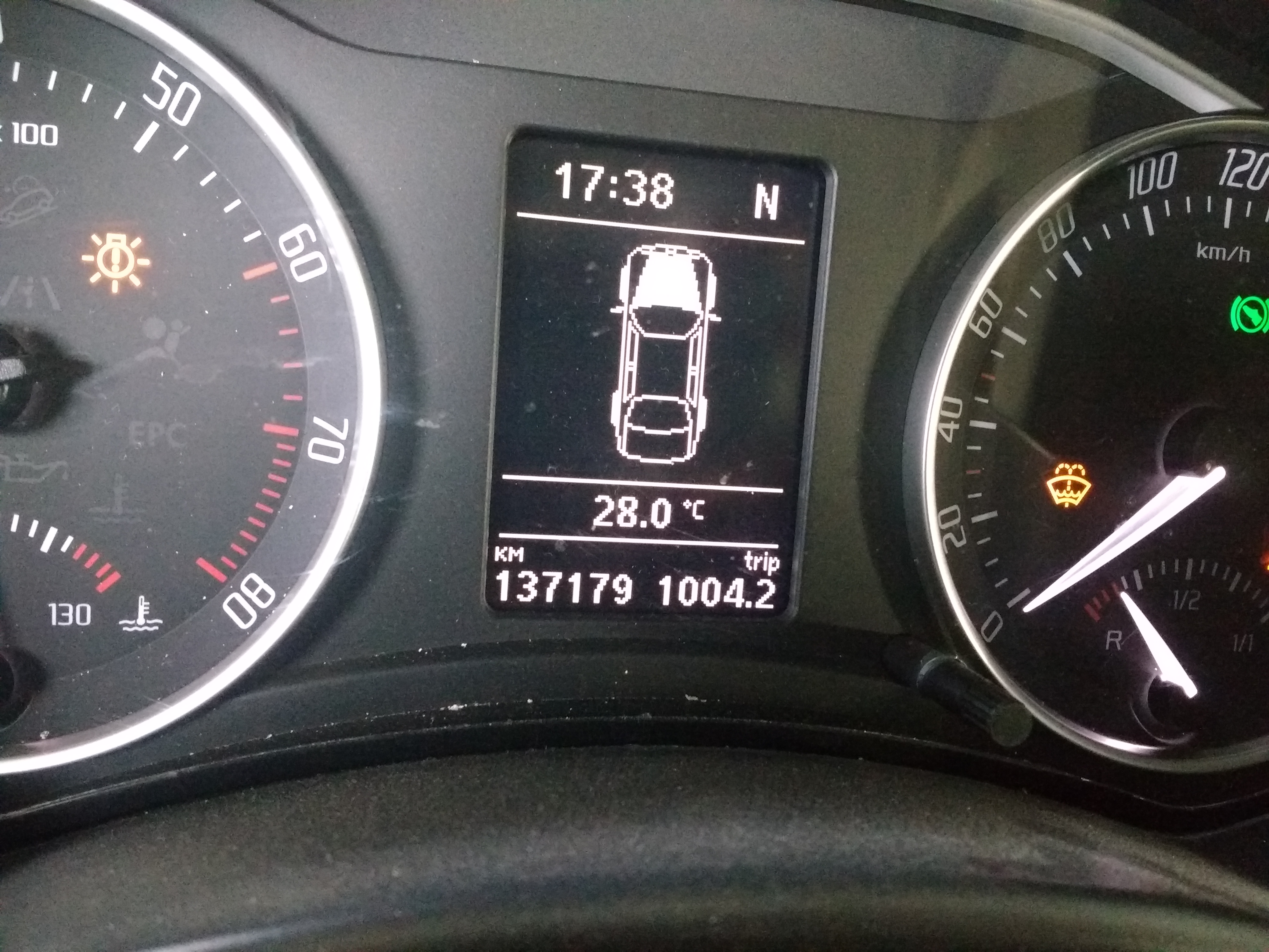 26797218.jpg