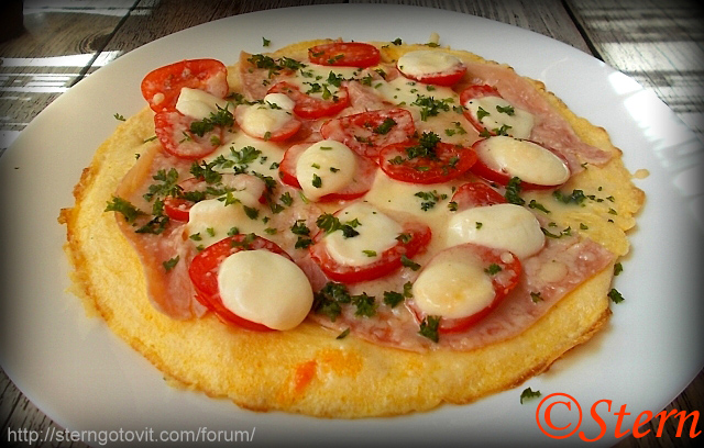 Яичница-пицца с лавашом