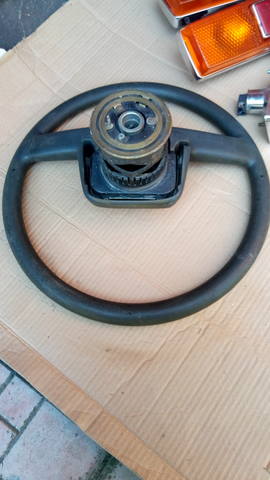 26916897_m.jpg