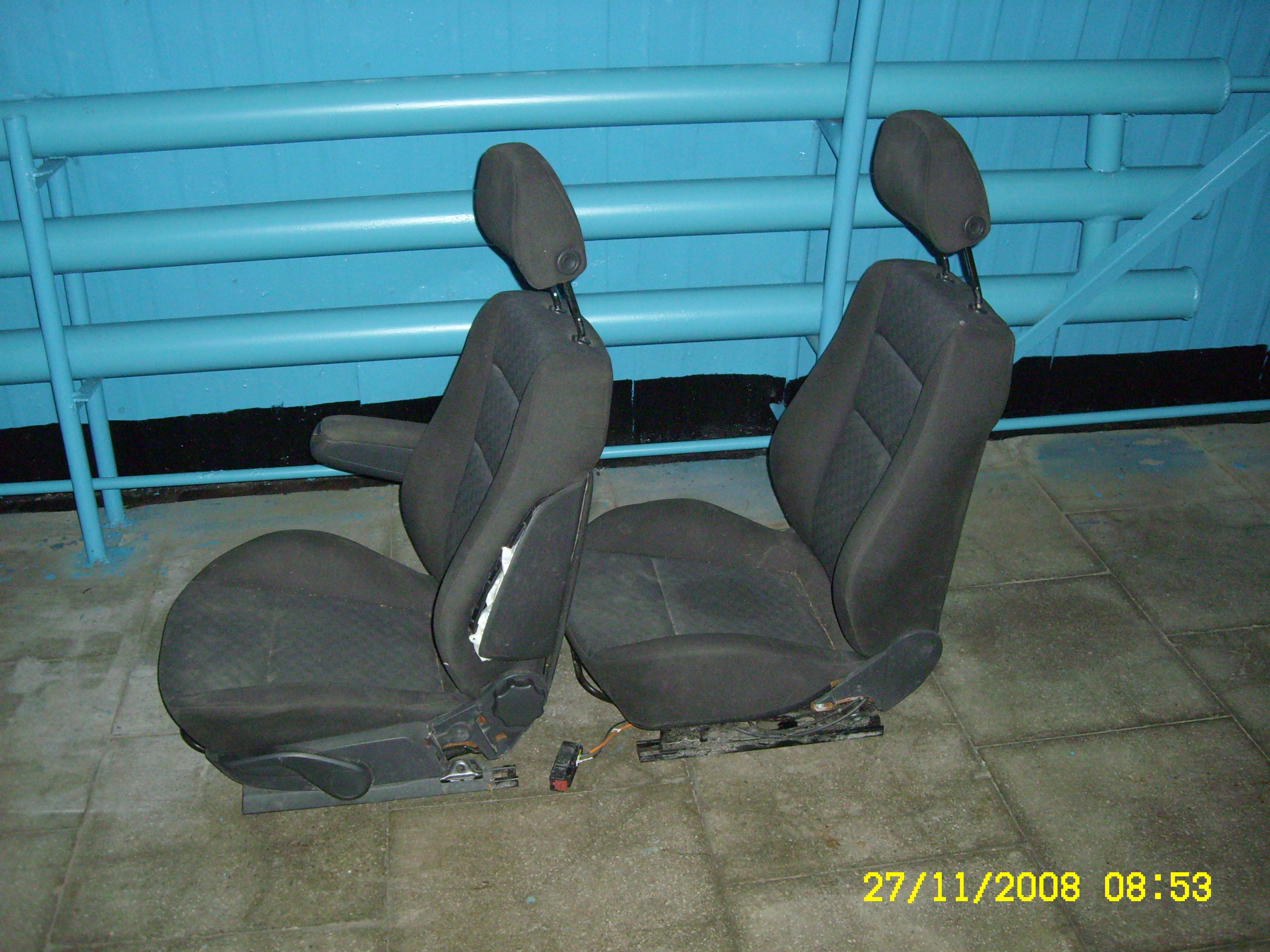 Замена сидений - 1 -3-Сиденья - вид слева