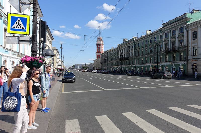 Летний Санкт-Петербург Летний Санкт-Петербург